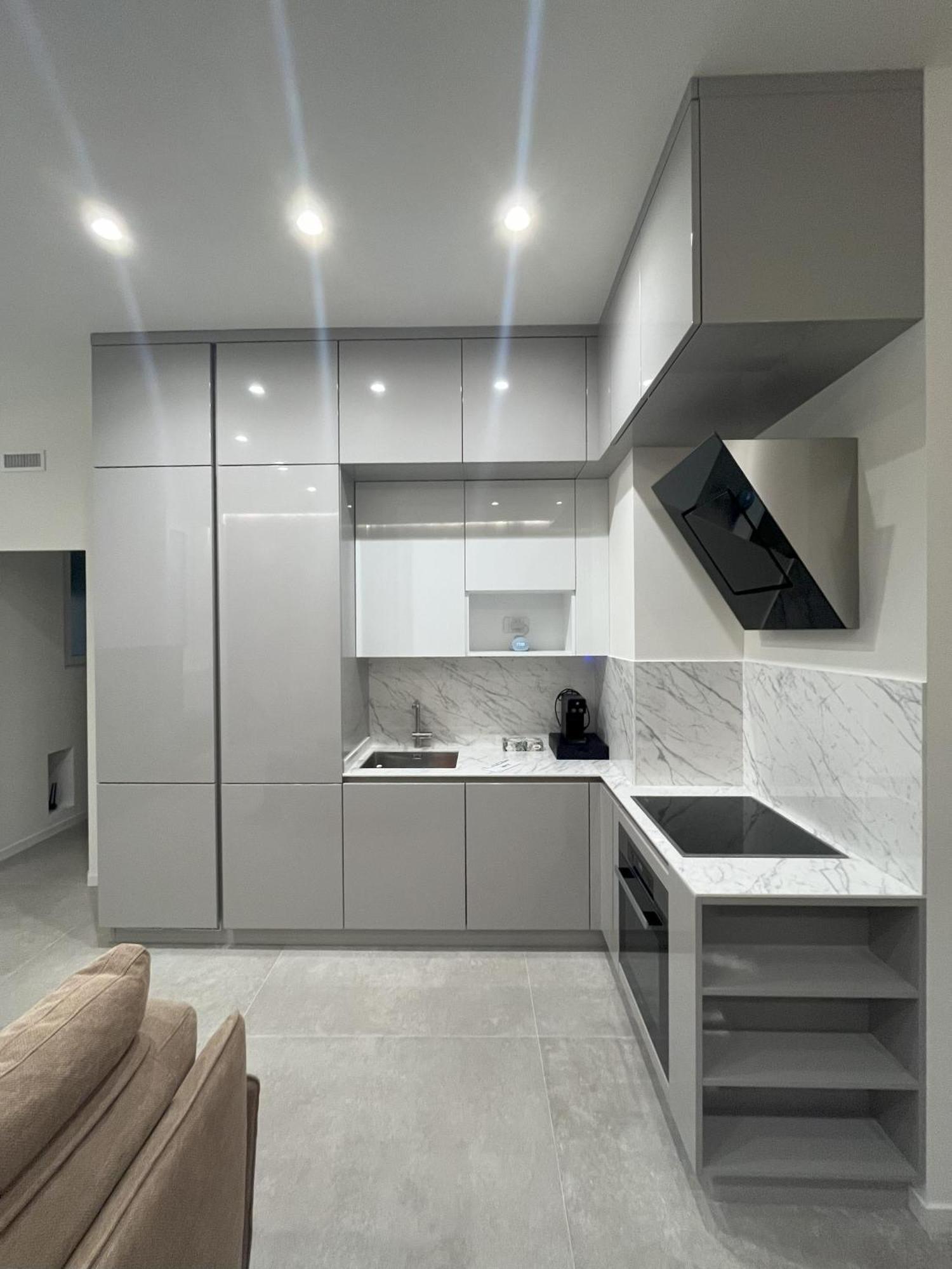 Gallienus Superior Apartment Verona Bagian luar foto